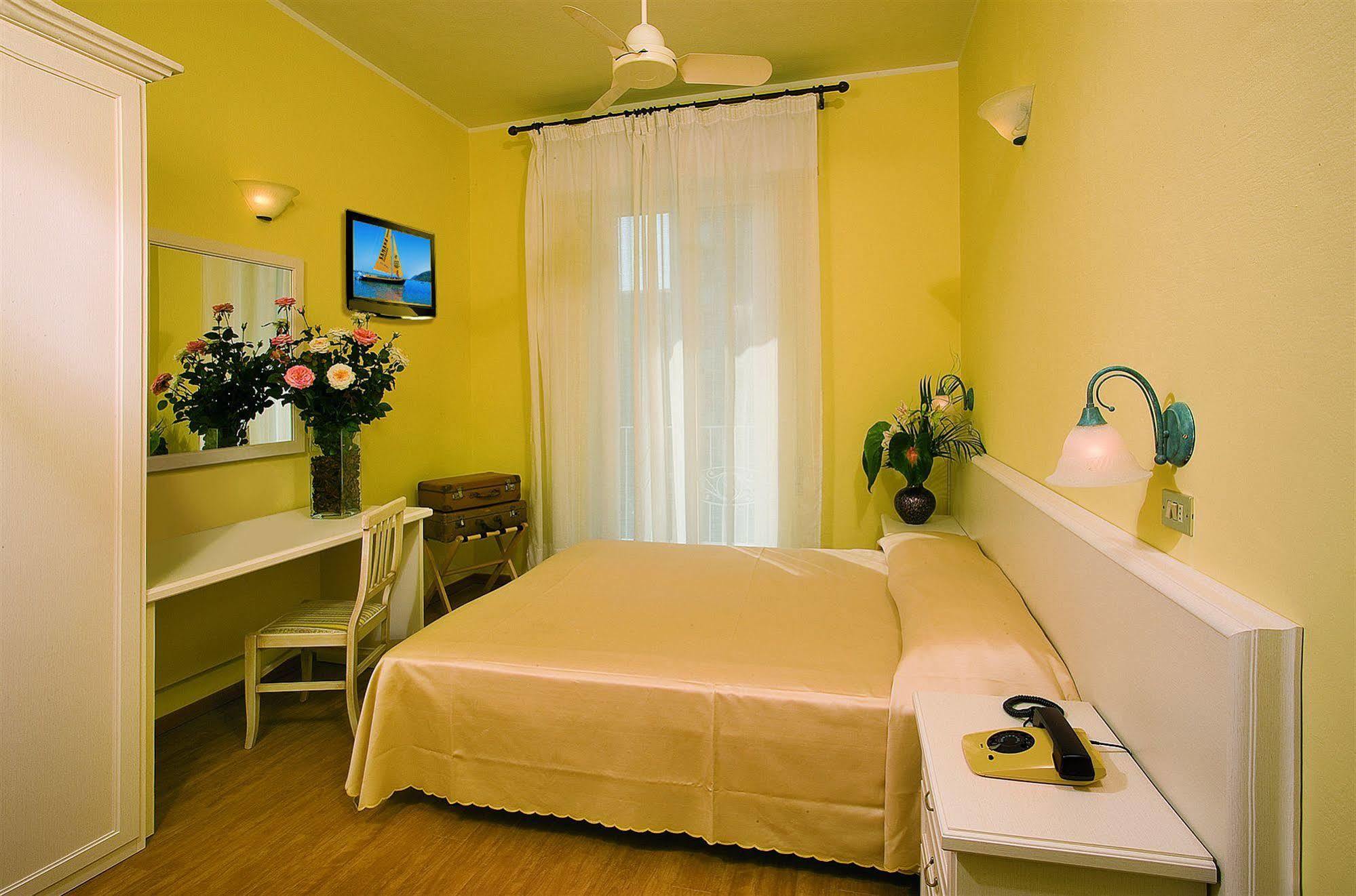 Hotel Plaza Gabicce Mare Zewnętrze zdjęcie